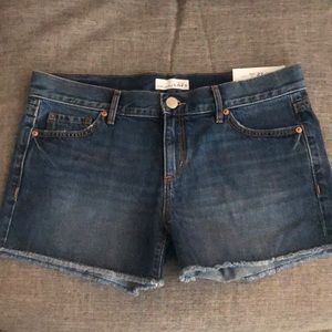 Brand new Loft Denim Cut off Shorts in size 27(4)